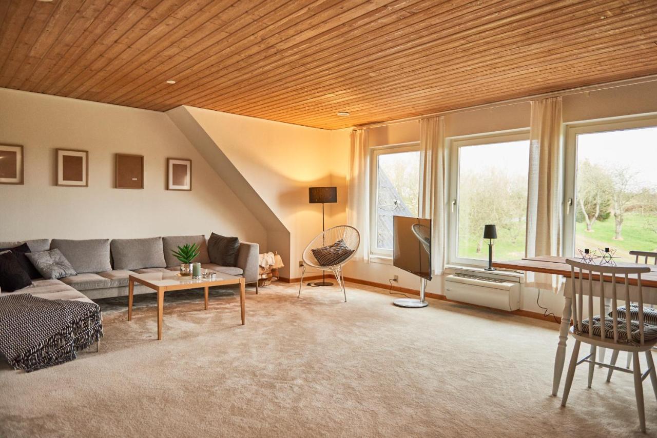 Stylish Vacation Home - Close To Sea And Nature Hejls Bagian luar foto
